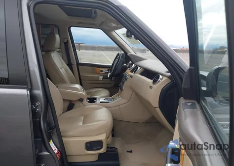 2015 Land Rover Lr4 z USA, uszkodzony, nr VIN SALAK2V6XFA748712